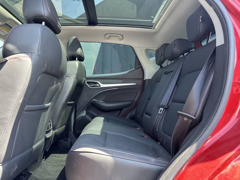 MG ZS - Photo 18