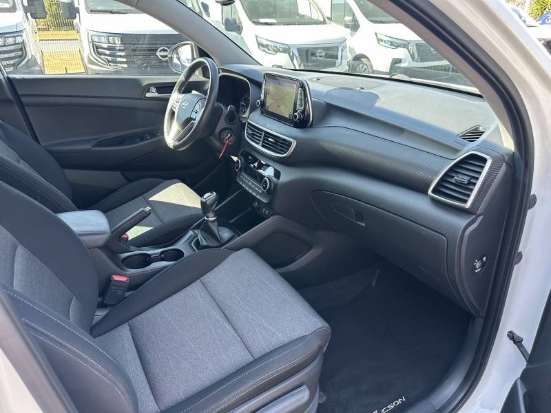 Hyundai Tucson - Photo 16