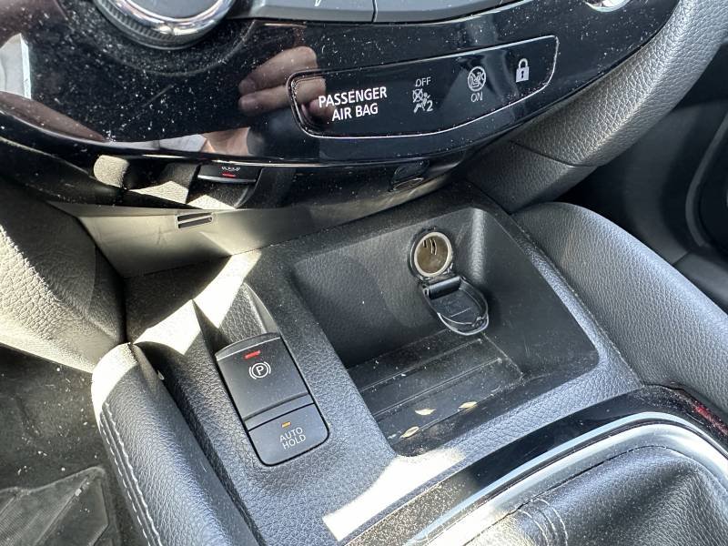 Nissan Qashqai - Photo 25