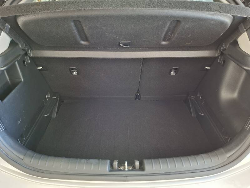 Kia Rio - Photo 15