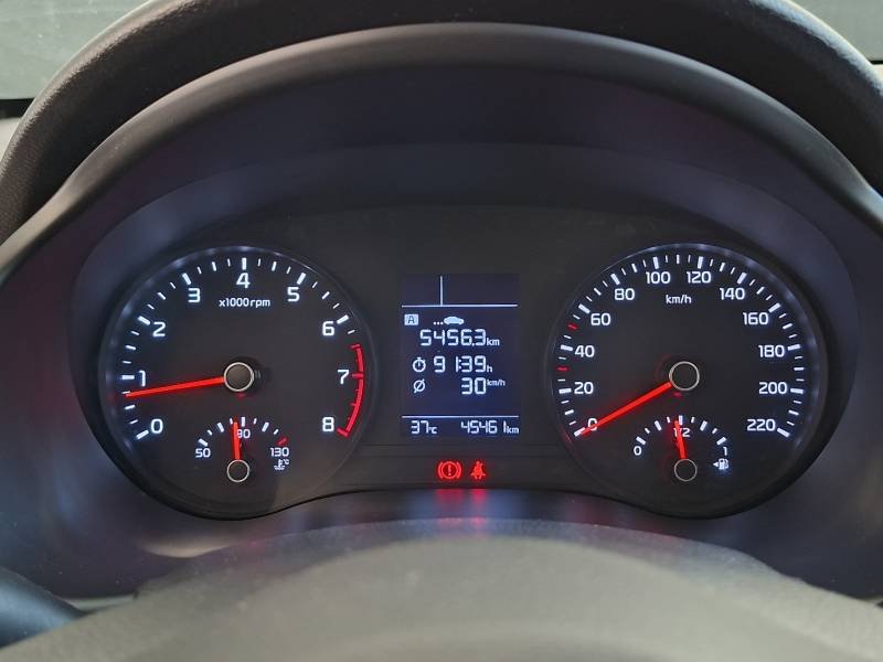 Kia Rio - Photo 23