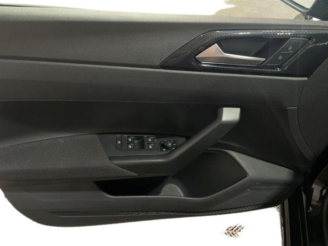Volkswagen Polo - Photo 15