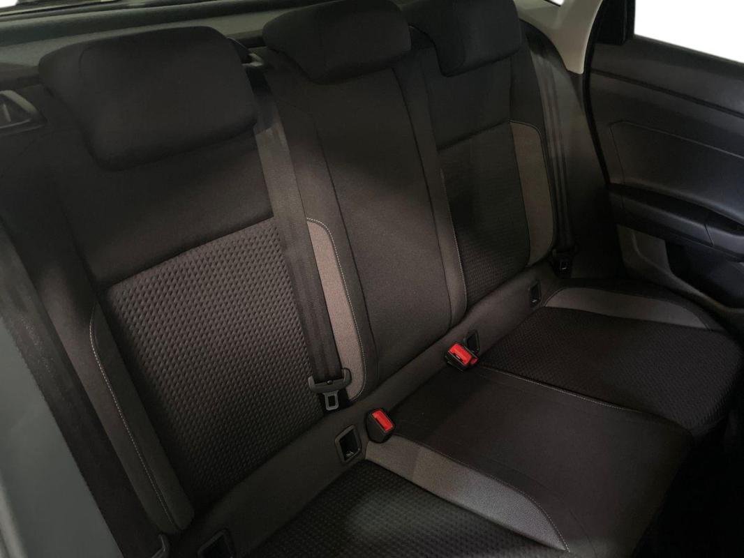 Volkswagen Polo - Photo 23