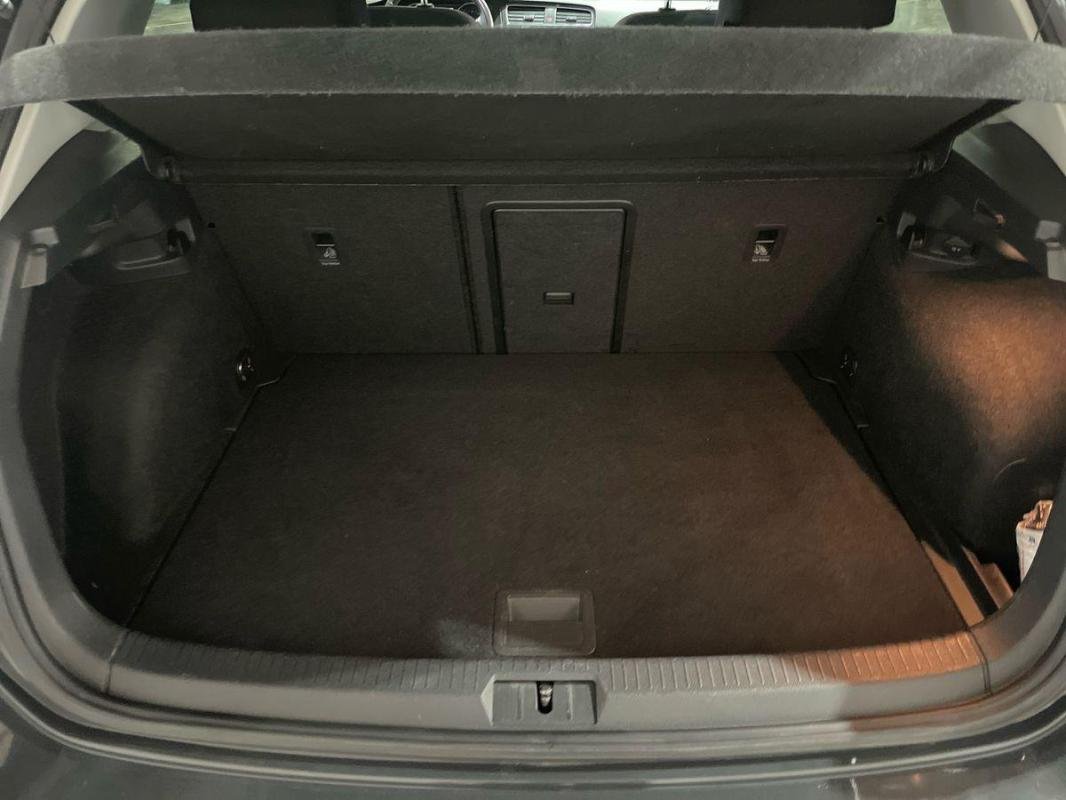 Volkswagen Golf - Photo 31