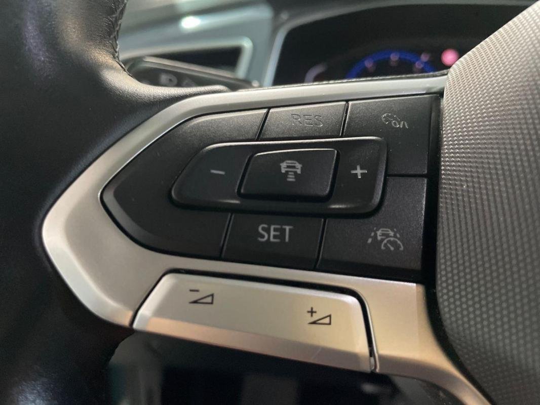 Volkswagen T-Roc - Photo 21