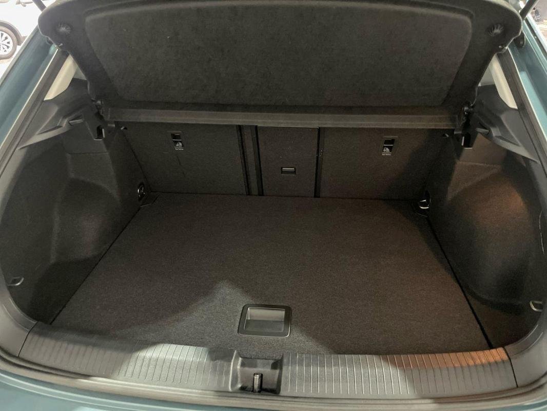 Volkswagen T-Roc - Photo 31