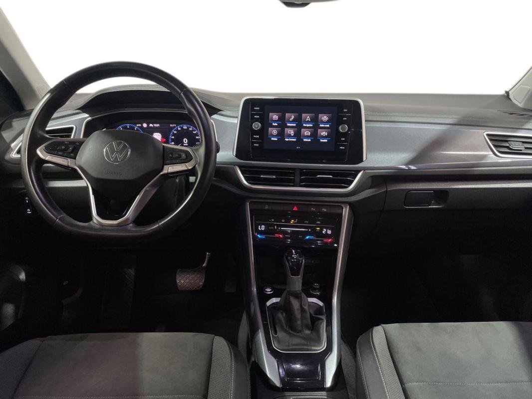 Volkswagen T-Roc - Photo 8