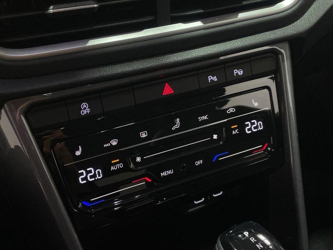 Volkswagen T-Roc - Photo 19