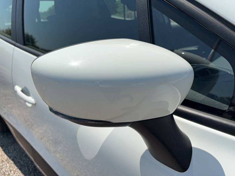 Renault Clio - Photo 39