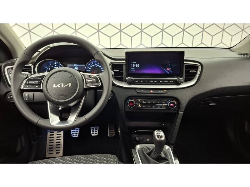 Kia Xceed - Photo 11