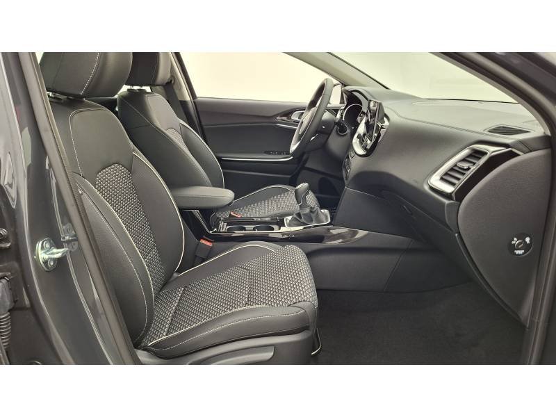 Kia Xceed - Photo 12