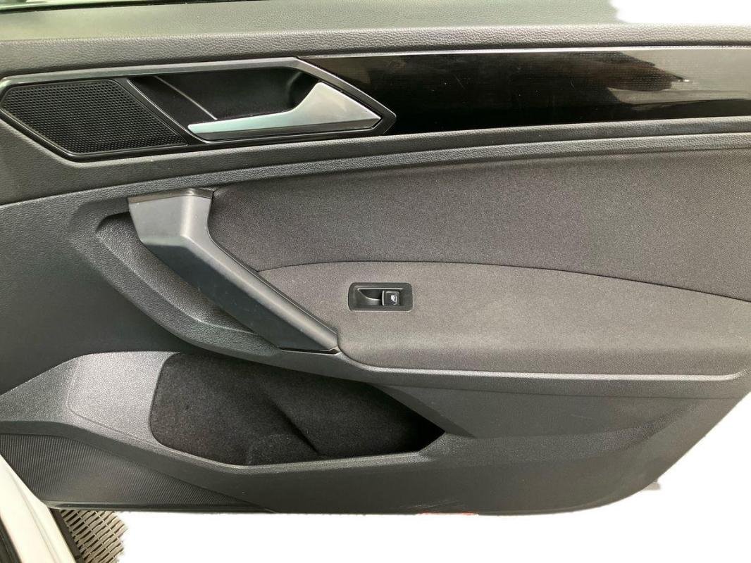 Volkswagen Tiguan - Photo 15