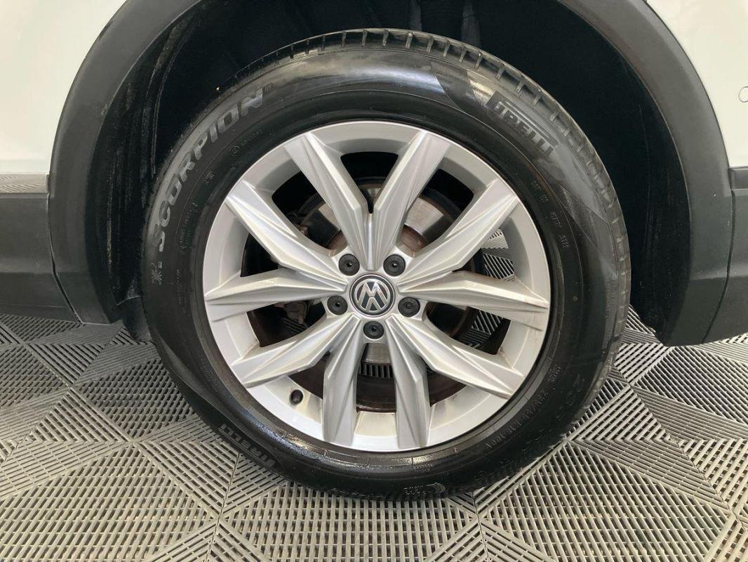 Volkswagen Tiguan - Photo 28