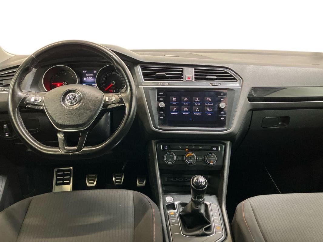 Volkswagen Tiguan - Photo 8