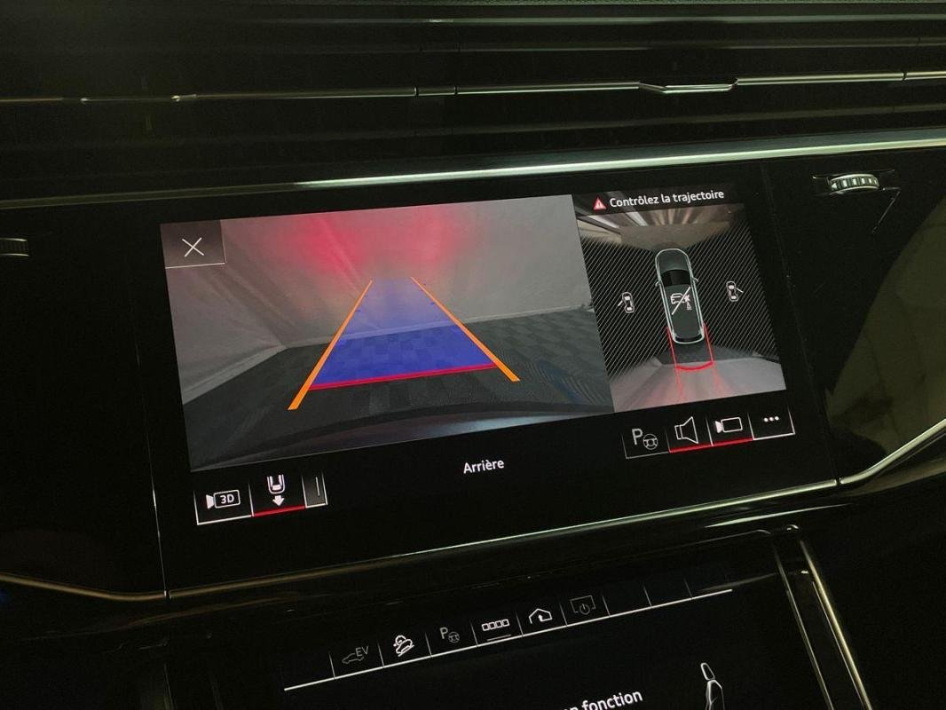 Audi Q7 - Photo 18