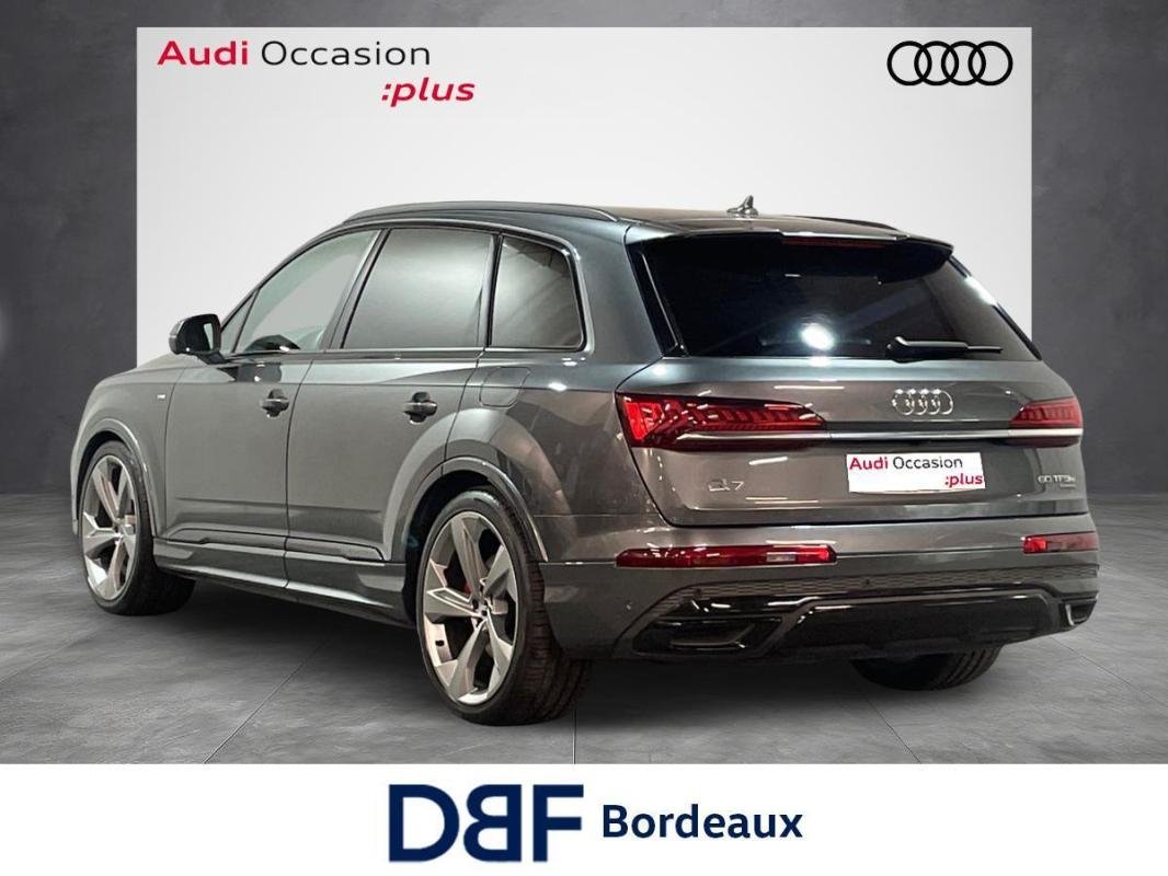 Audi Q7 - Photo 3