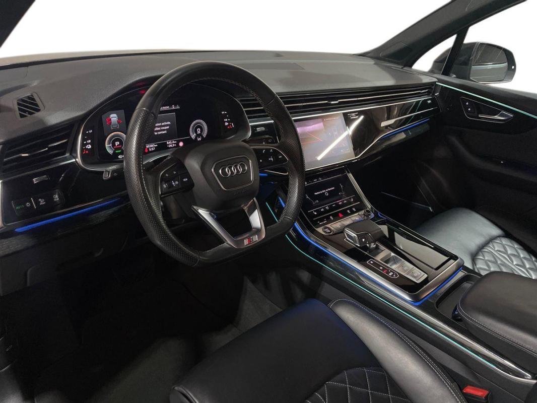 Audi Q7 - Photo 9