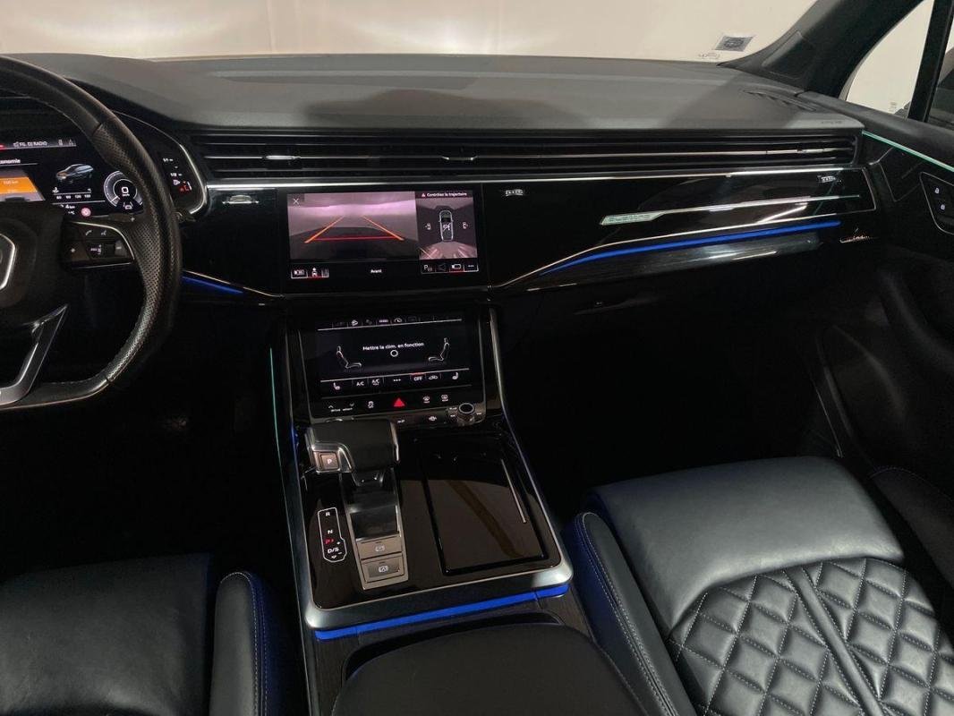 Audi Q7 - Photo 10