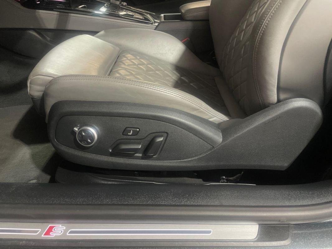 Audi S5 Cabriolet - Photo 14