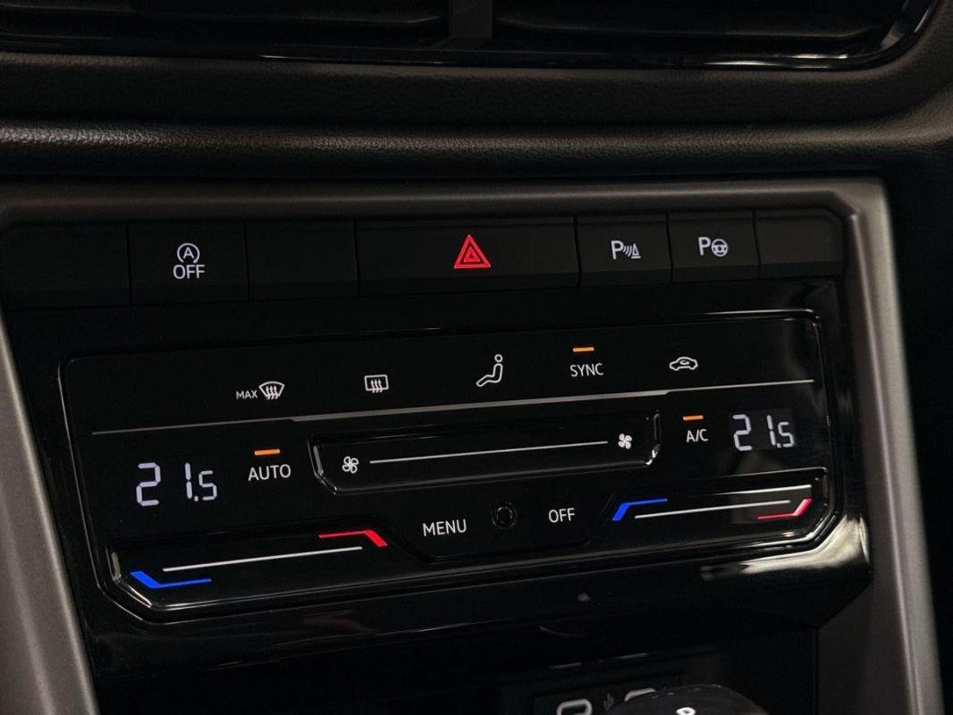 Volkswagen T-Roc - Photo 19