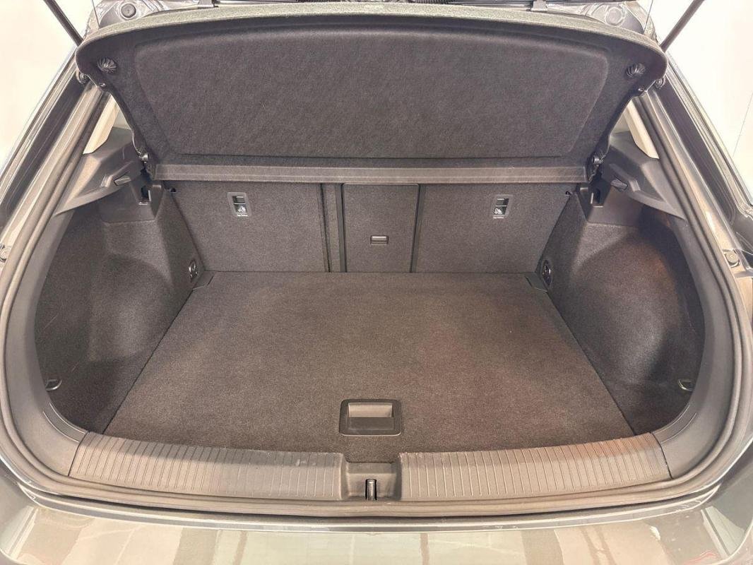 Volkswagen T-Roc - Photo 31