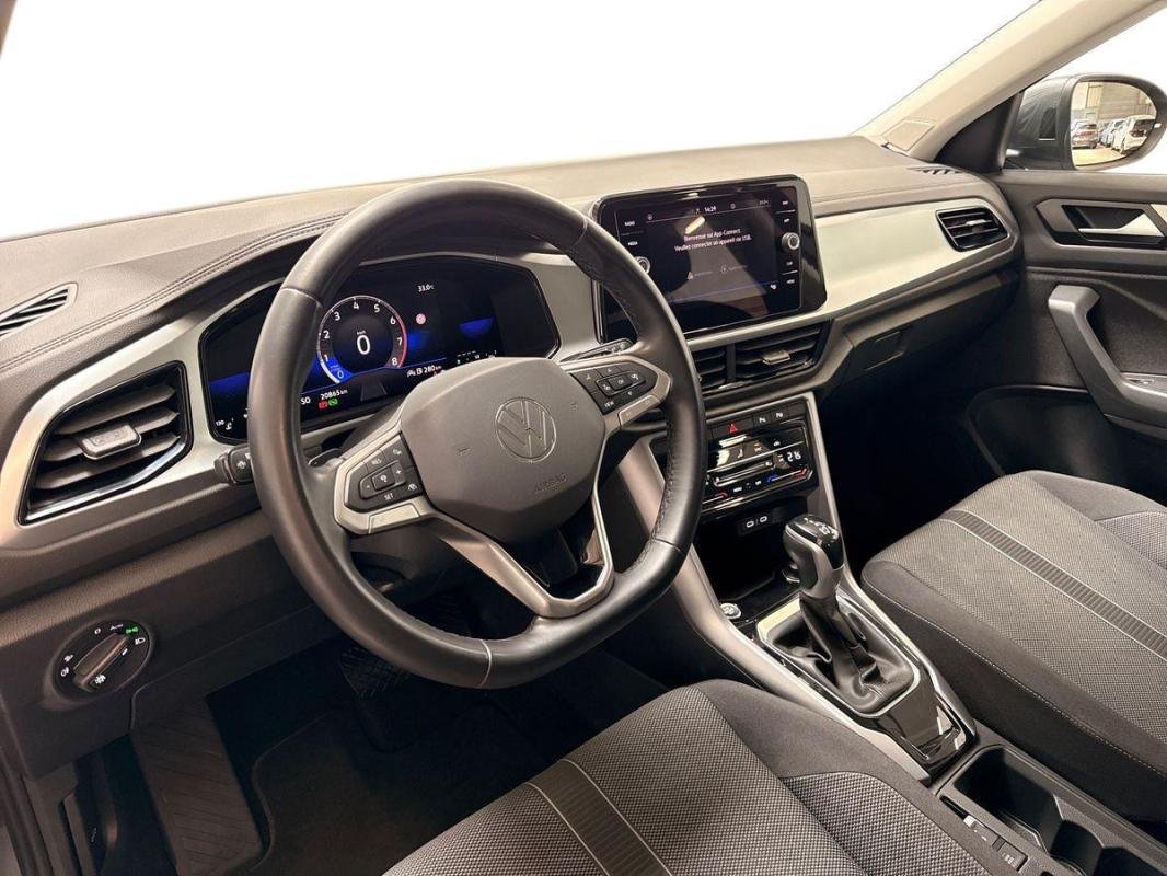 Volkswagen T-Roc - Photo 9
