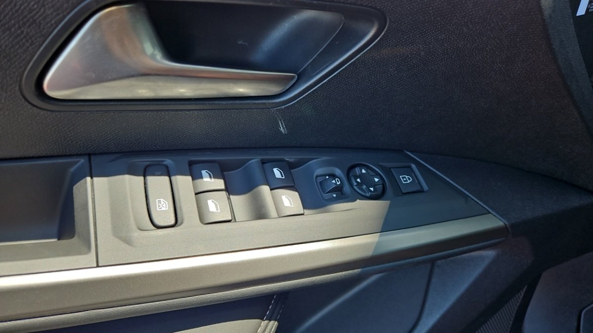 Peugeot 3008 - Photo 25