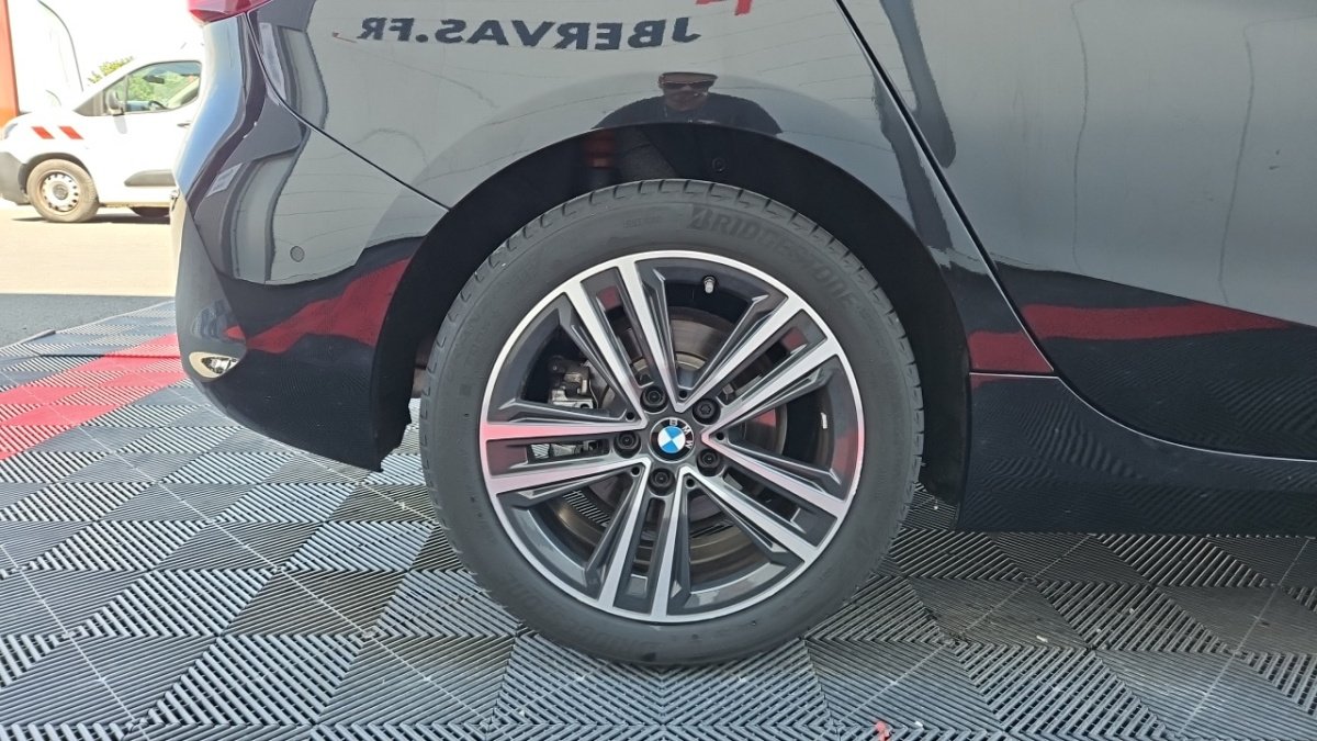 BMW Série 1 - Photo 8