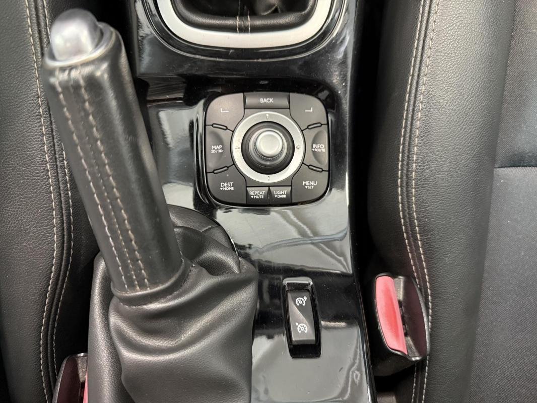 Renault Mégane - Photo 23