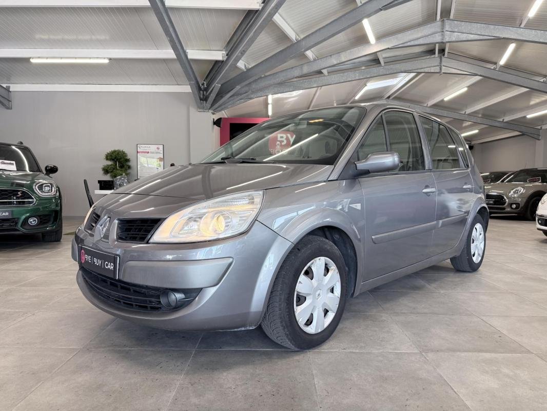 Renault Scénic - Photo 1