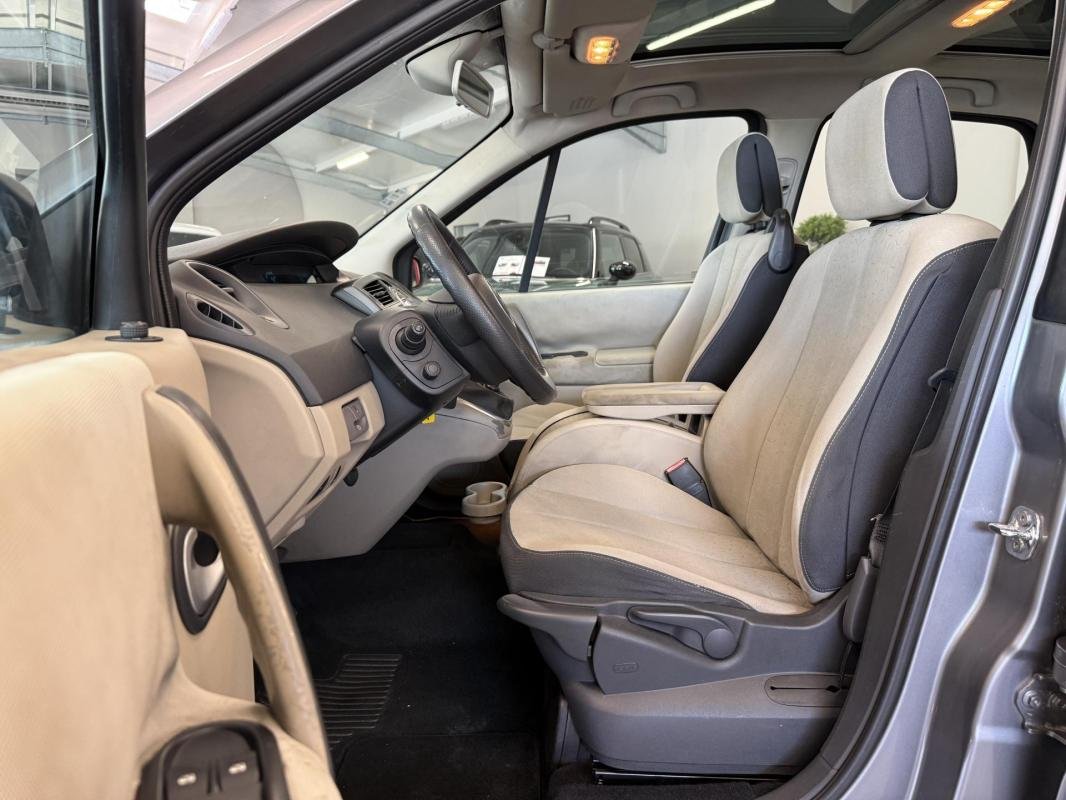 Renault Scénic - Photo 11