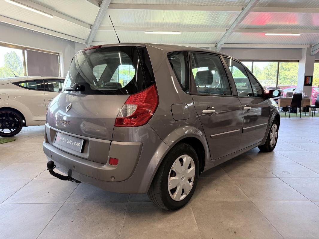 Renault Scénic - Photo 3