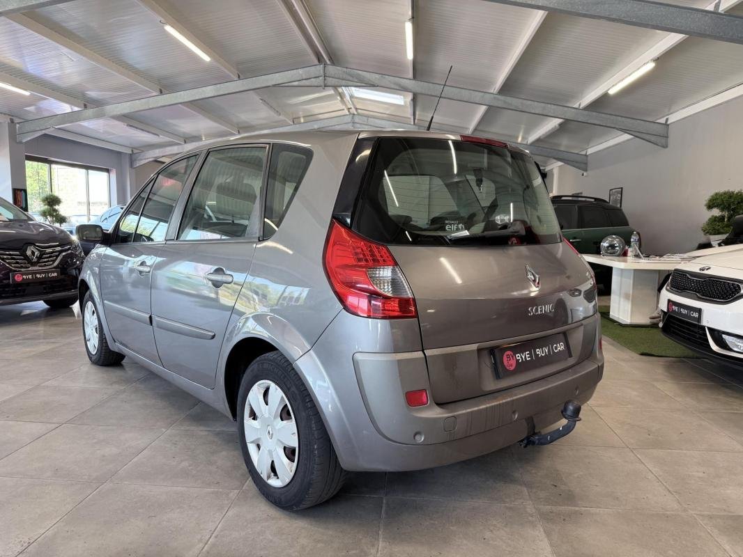 Renault Scénic - Photo 4