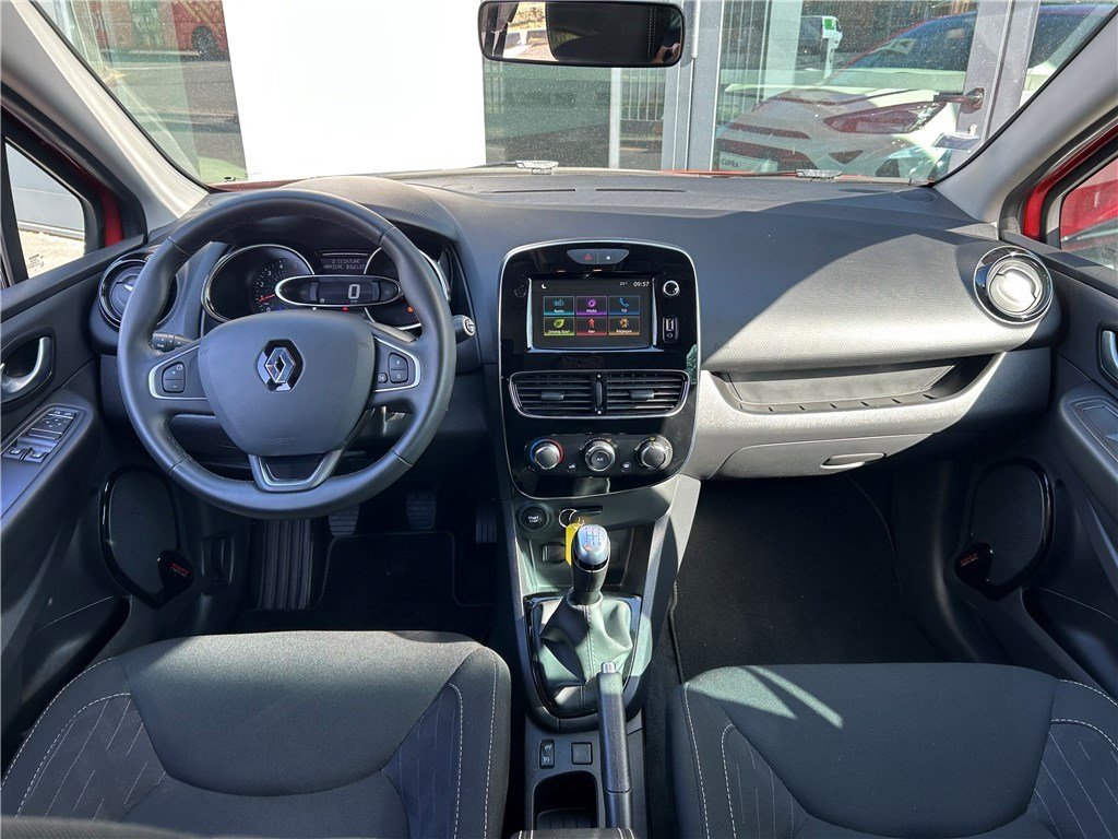 Renault Clio - Photo 13