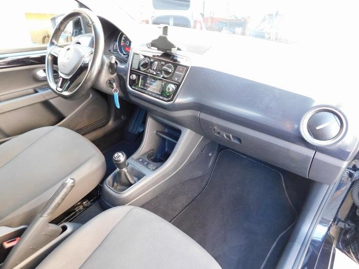 Volkswagen Up! - Photo 14