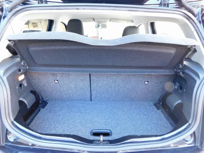 Volkswagen Up! - Photo 17