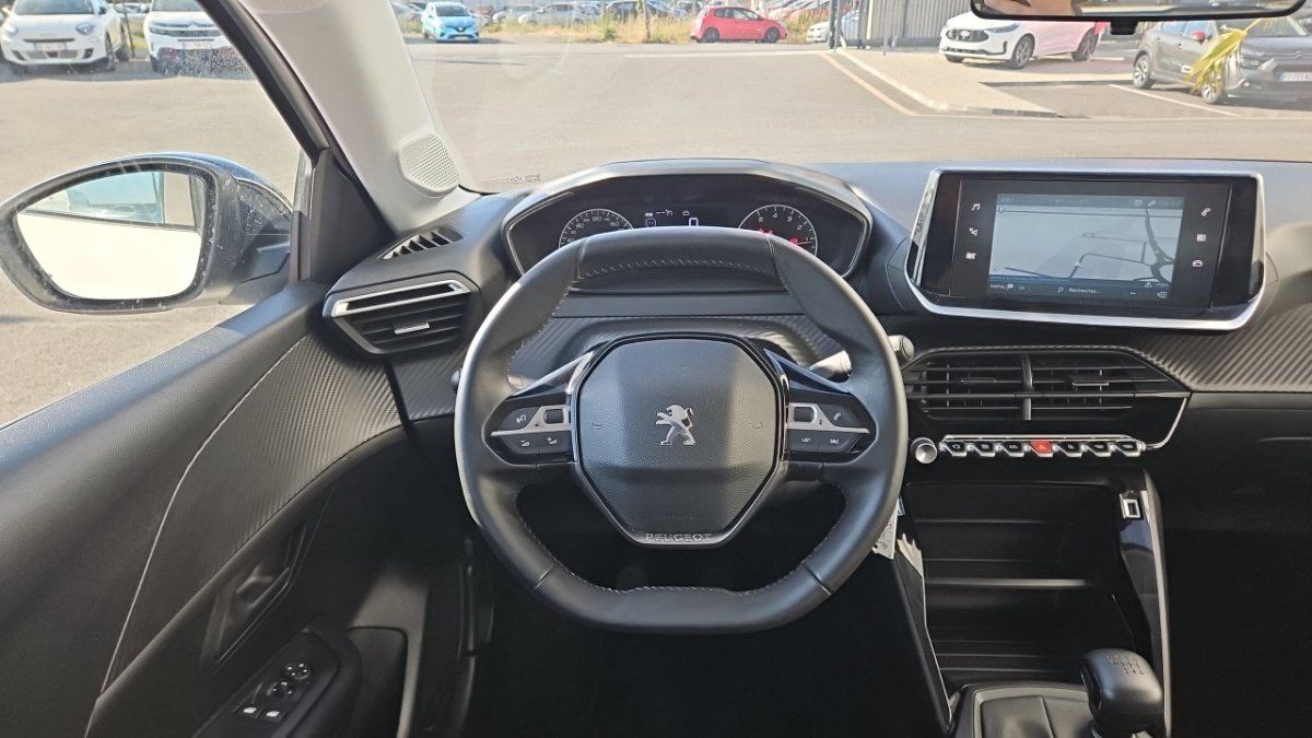 Peugeot 208 affaire - Photo 15