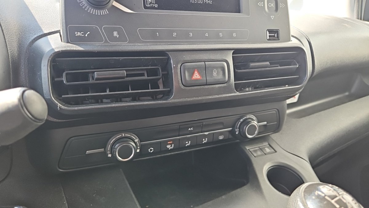 Citroën Berlingo - Photo 27
