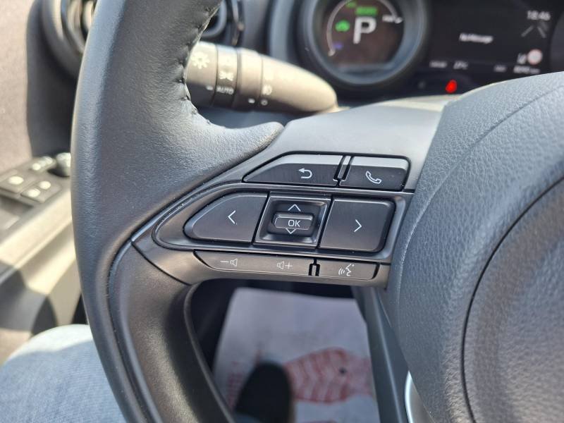 Toyota Yaris - Photo 17