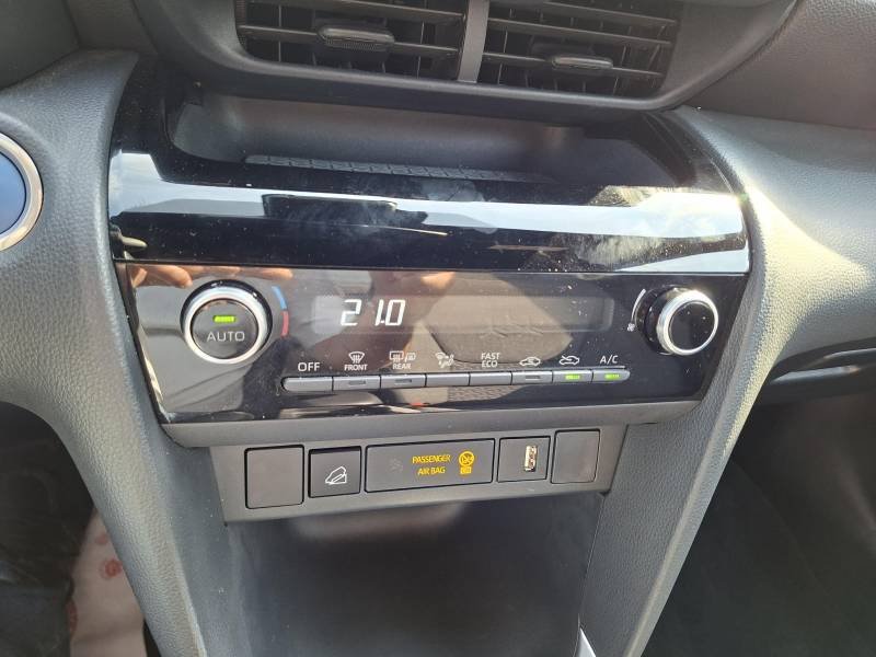Toyota Yaris - Photo 19