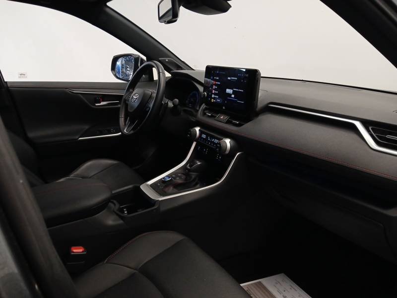 Toyota RAV4 - Photo 12