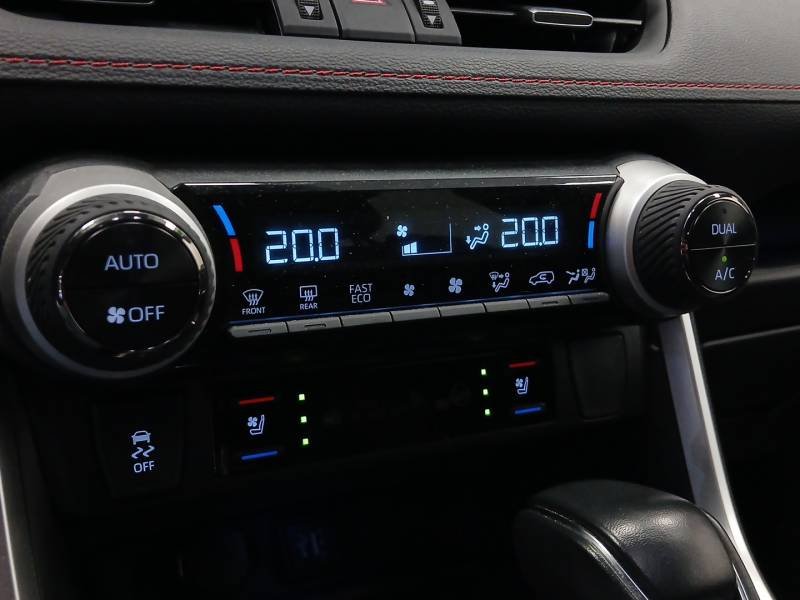 Toyota RAV4 - Photo 28