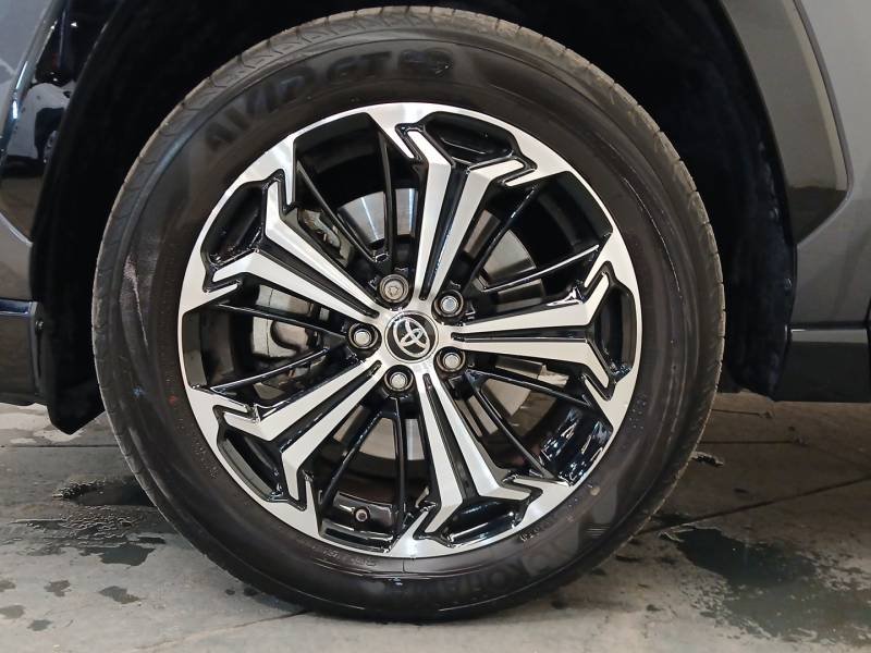 Toyota RAV4 - Photo 9