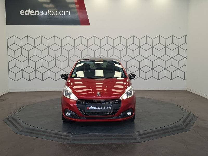 Peugeot 208 - Photo 2