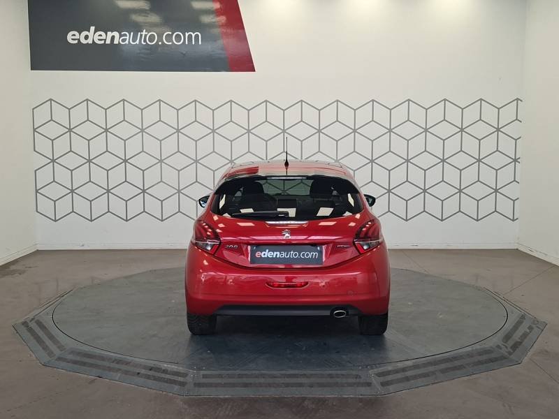 Peugeot 208 - Photo 4