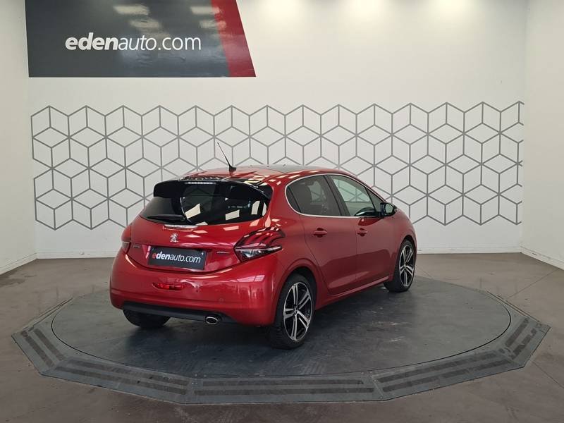 Peugeot 208 - Photo 5