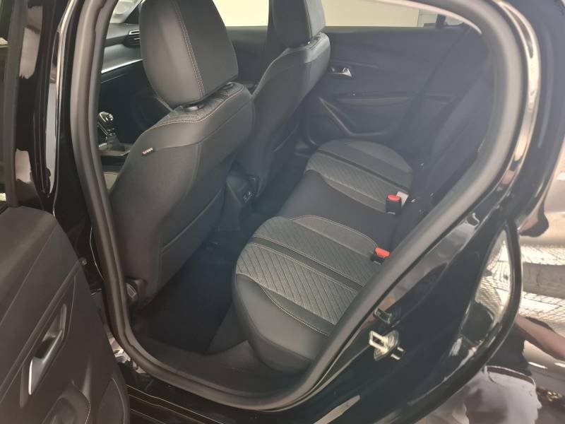 Peugeot 208 - Photo 12