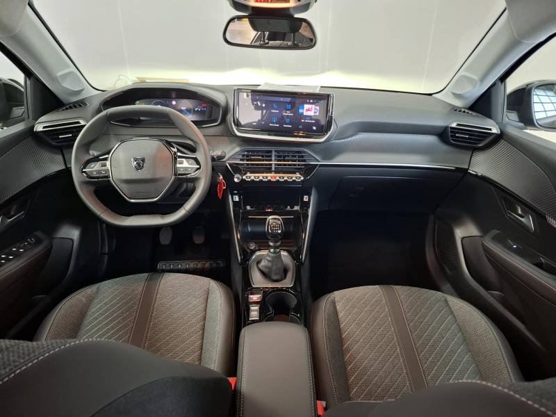 Peugeot 208 - Photo 14