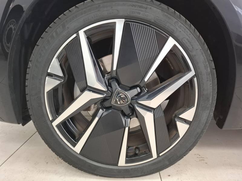 Peugeot 208 - Photo 11