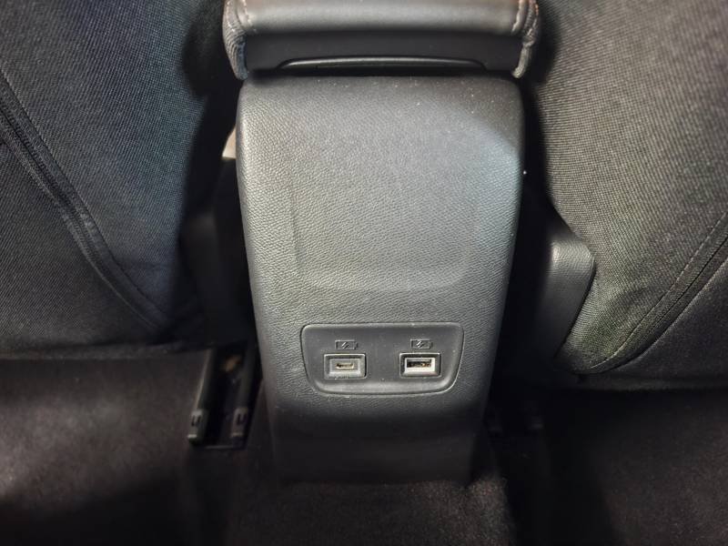 Peugeot 208 - Photo 18